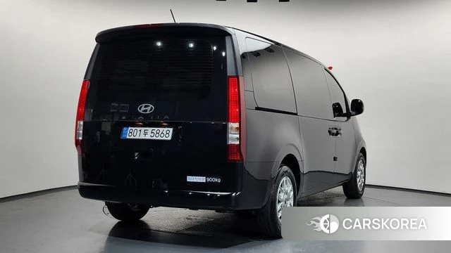 Hyundai Staria 2024 Черный из Кореи