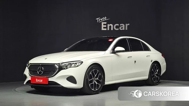Mercedes-Benz E-Class W214 2025 Белый из Кореи