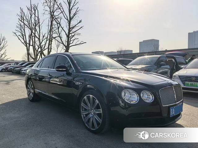 Bentley Flying 2018 Черный из Китая
