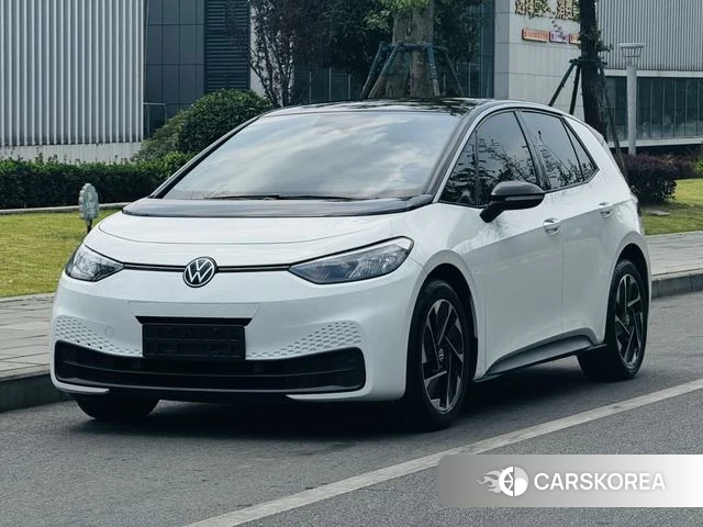 Volkswagen ID.3 2024 Белый из Китая