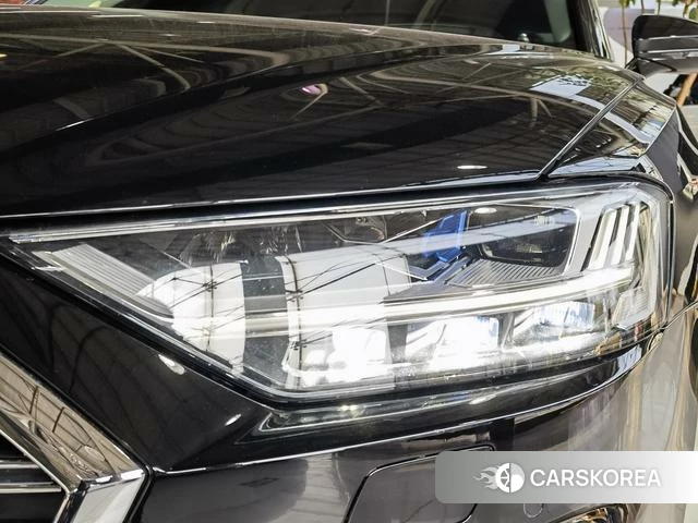 Audi A8 2021 Черный из Китая