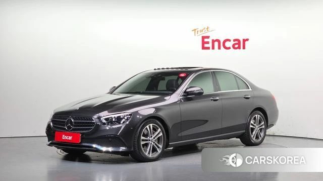 Mercedes-Benz E-Class W213 2021 Серый из Кореи