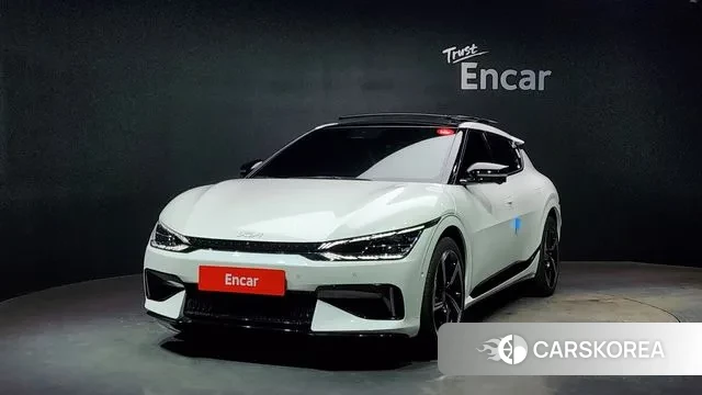 Kia EV6 2023 Белый из Кореи