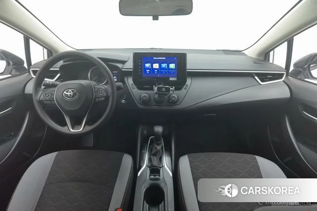 Toyota Corolla 2023 Белый из Китая