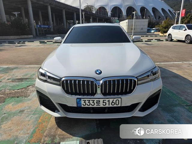 BMW 5 Series (G30) 2023 Белый из Кореи