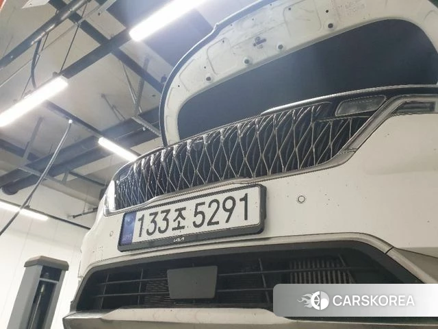 Kia Carnival 4th generation 2023 Белый из Кореи