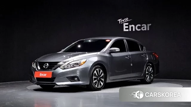 Nissan Altima 2018 Серый из Кореи