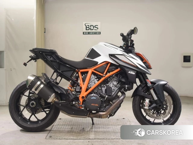 KTM 1290 SUPER DUKE R 2019 из Японии