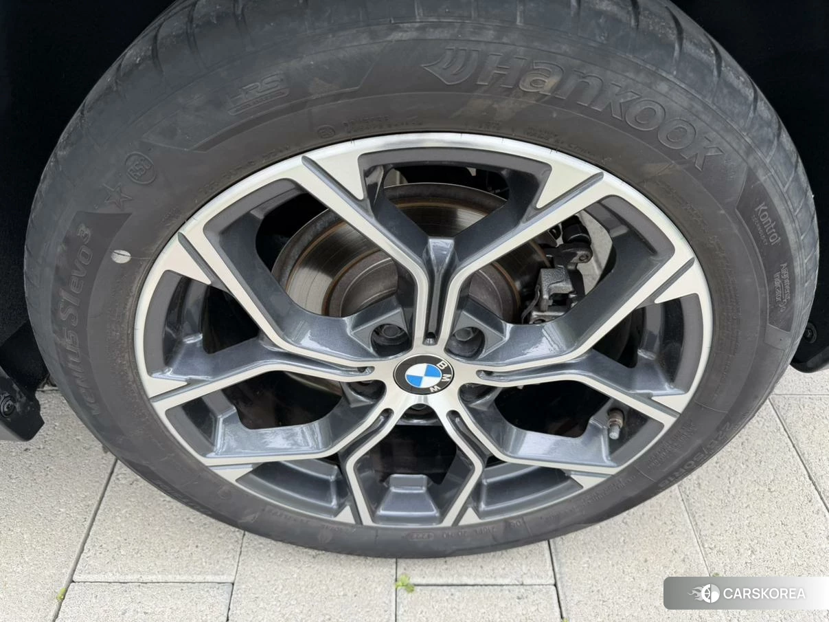 BMW X1 2021 Белый из Китая