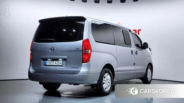 Hyundai The New Grand Starex 2018 Серебряный из Кореи