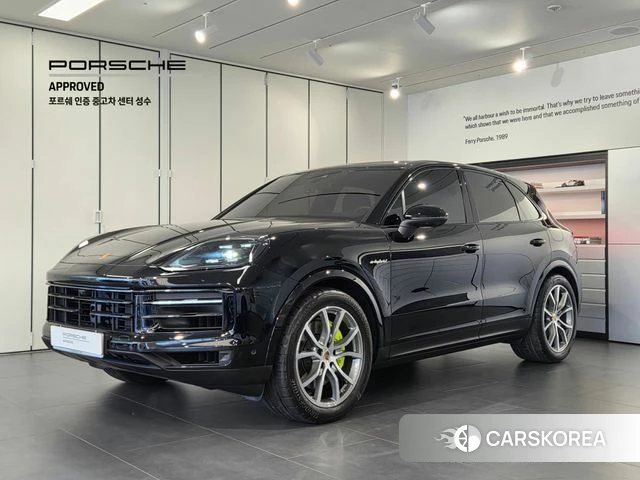 Porsche Cayenne (PO536) 2024 Черный из Кореи