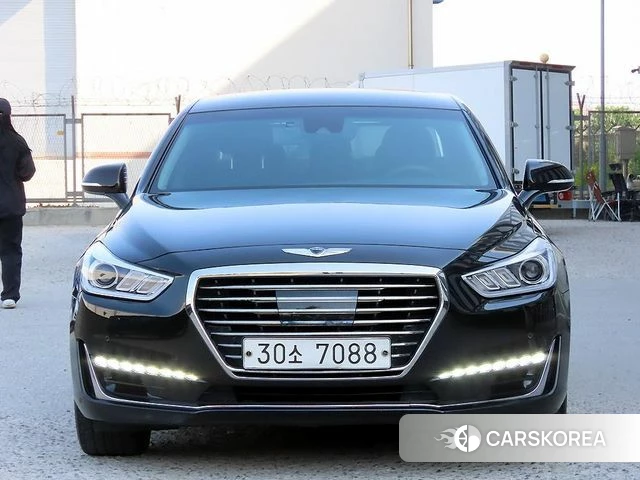 Genesis EQ900 2018 Черный из Кореи