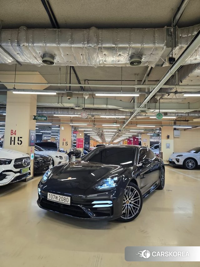 Porsche Panamera (971) 2021 Серый из Кореи