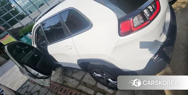 Jeep Cherokee (KL) 2021 Белый из Кореи