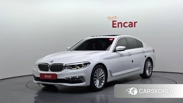 BMW 5 Series (G30) 2018 Белый из Кореи