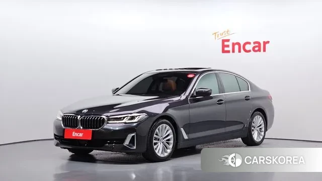 BMW 5 Series (G30) 2022 Серый из Кореи