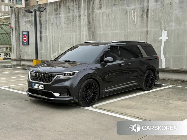 Kia Carnival 4th generation 2023 Серый из Кореи