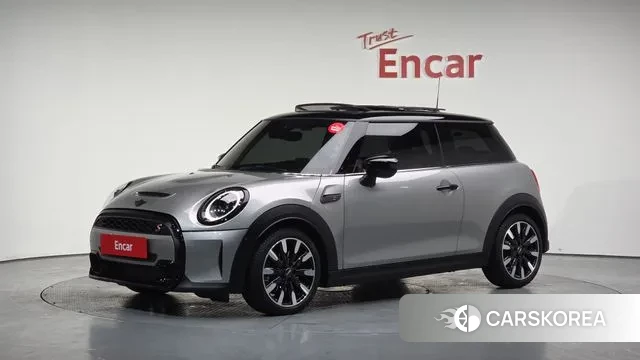 Mini Cooper S 2023 Серебряный из Кореи