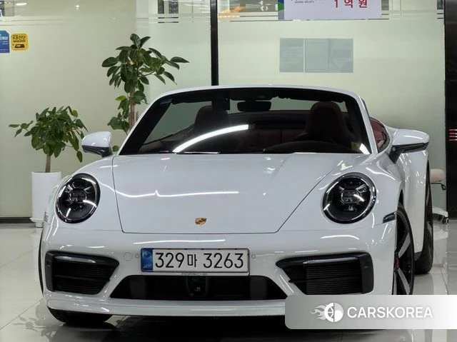 Porsche 911(992) 2020 Белый из Кореи