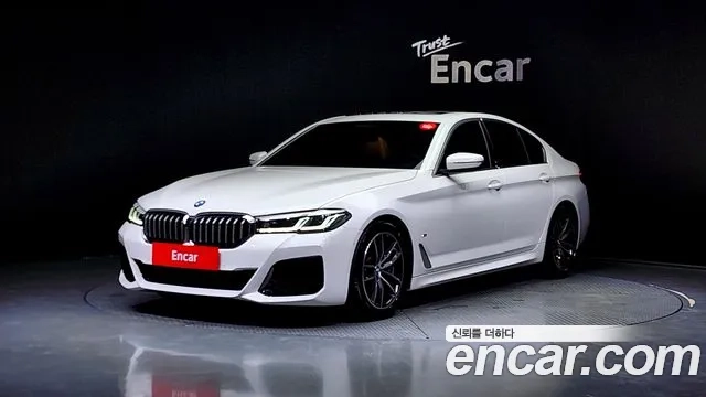 BMW 5 Series (G30) 2023 Белый из Кореи