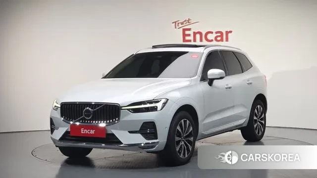 Volvo XC60 second Generation 2022 Белый из Кореи