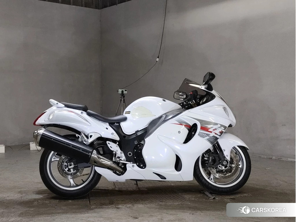 Проданный Suzuki GSX1300R HAYABUSA 2012 из Японии, фото 2
