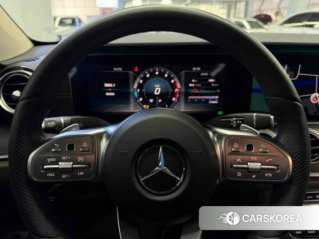 Mercedes-Benz E-class 2019 Черный из Китая