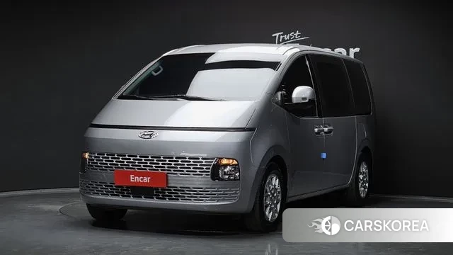 Hyundai Staria 2022 Серебряный из Кореи