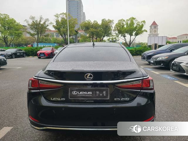 Lexus ES 2024 Черный из Китая