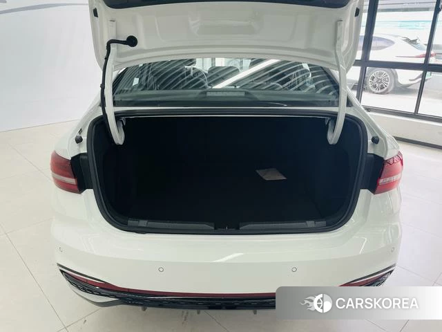 Volkswagen Lavida 2025 Белый из Китая