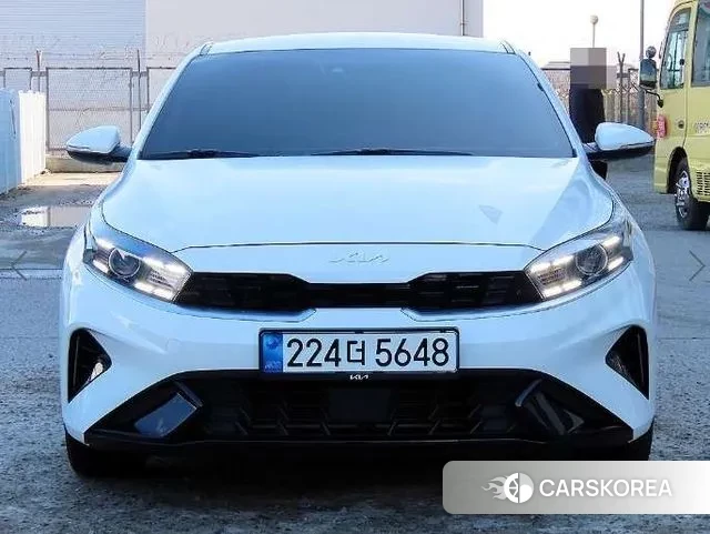 Kia The New K3 2nd generation 2023 Белый из Кореи
