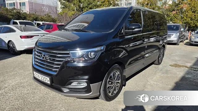 Hyundai The New Grand Starex 2018 Черный из Кореи