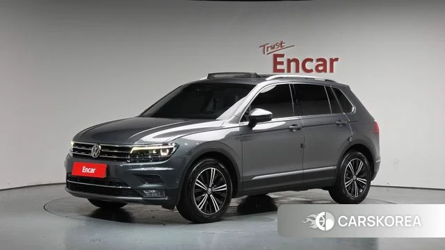 Volkswagen Tiguan second Generation 2020 Серый из Кореи
