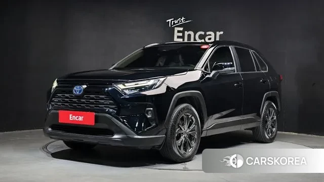 Toyota RAV4 5th Generation 2023 Черный из Кореи