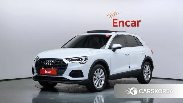 Audi Q3 (F3) 2022 Белый из Кореи