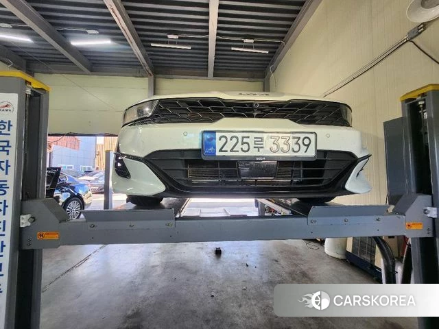 Kia K5 3rd generation 2022 Белый из Кореи