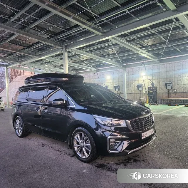 Kia The New Carnival 2018 Черный из Кореи