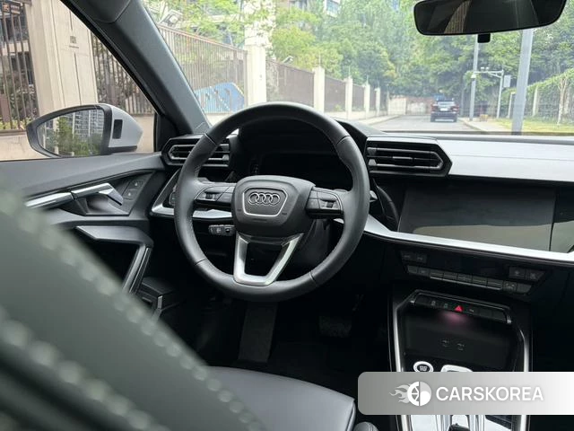 Audi A3 2025 Белый из Китая