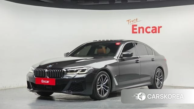 BMW 5 Series (G30) 2023 Черный из Кореи