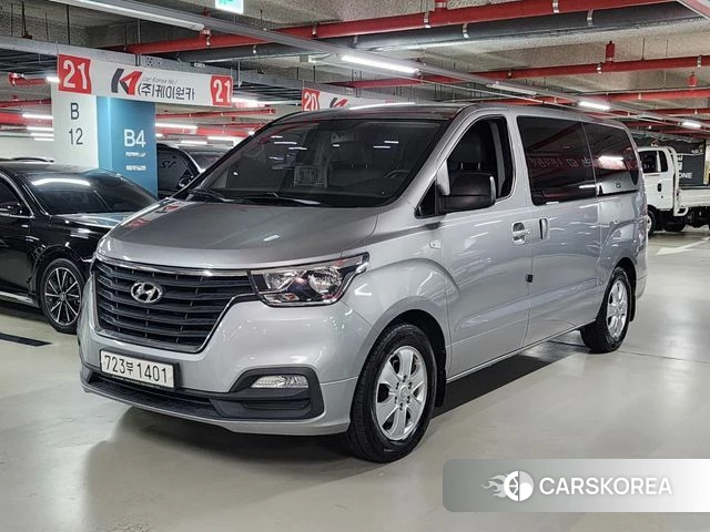 Hyundai The New Grand Starex 2018 Серебристо-серый из Кореи