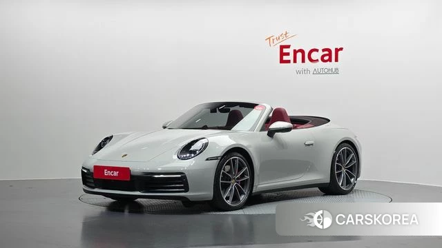 Porsche 911(992) 2021 Серебристо-серый из Кореи