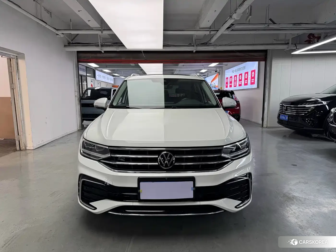 Volkswagen Tiguan L 2023 Белый из Китая
