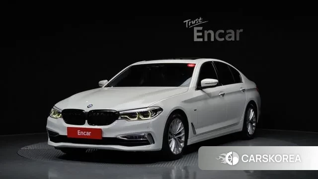 BMW 5 Series (G30) 2018 Белый из Кореи