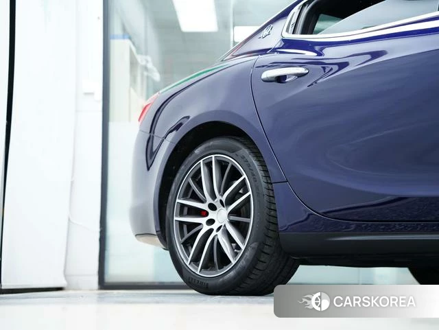 Maserati Ghibli 2020 Синий из Китая