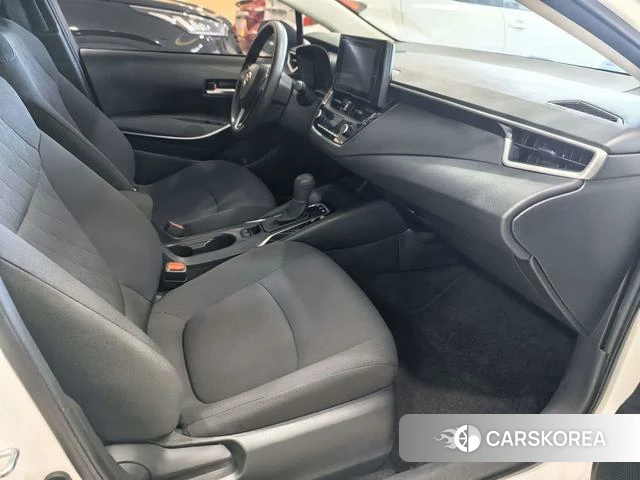 Toyota Corolla 2023 Белый из Китая