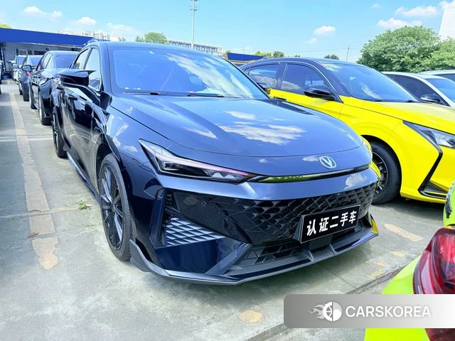 Chang'an UNI-V 2025 Черный из Китая