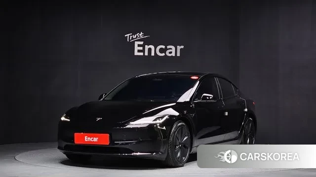 Tesla Model 3 2024 Черный из Кореи