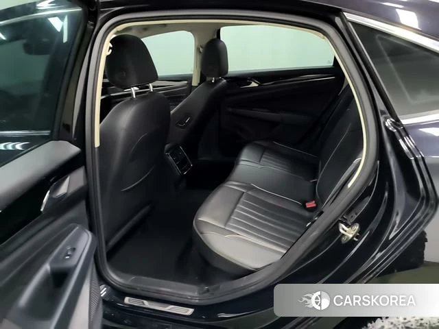 Volkswagen Passat 2022 Черный из Китая