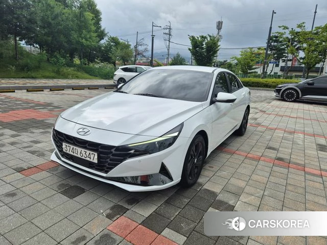 Hyundai Avante (CN7) 2022 Белый из Кореи
