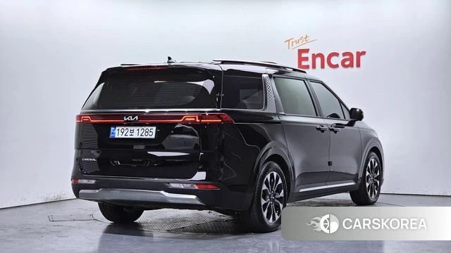 Kia Carnival 4th generation 2023 Черный из Кореи